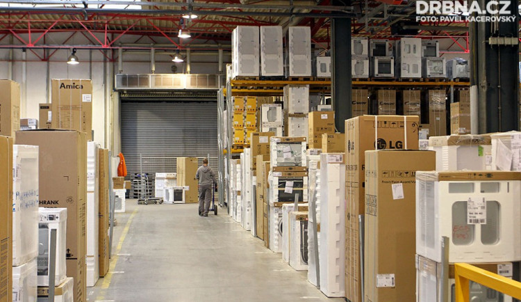 AKTUALIZOVÁNO: Jihočeská Kobra odhalila závažný daňový podvod, patrně jde o LevneElektro