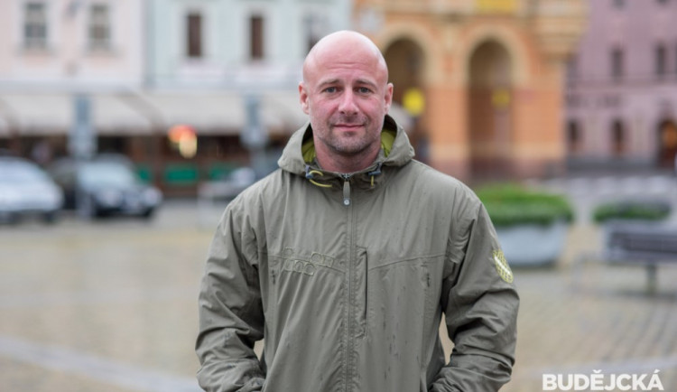 Město lidem, lidé městu je hlavně o atmosféře, říká organizátor festivalu Robin Mikušiak