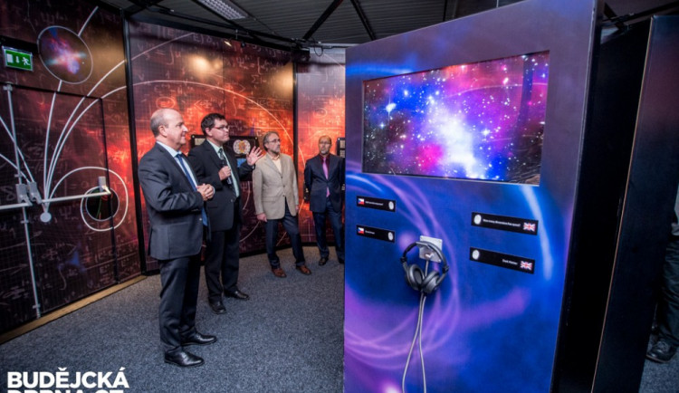 Výstava ze švýcarského CERN poprvé v České republice. Na výstavišti bude čtyři měsíce