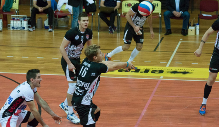 Jihostroj zahájil přípravu prohrou s Příbramí