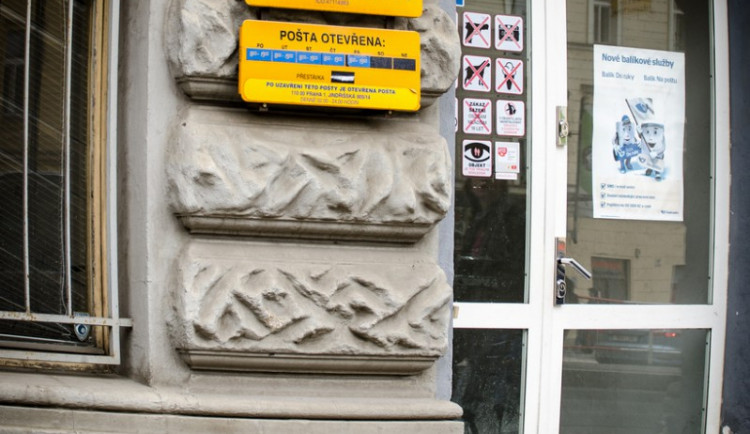 Stále více jihočeských poboček pošt provozují obce či podnikatelé
