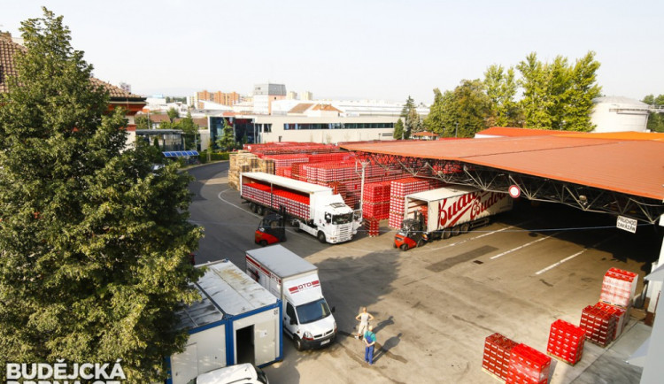 Rozhodne ministr Jurečka o přesunutí výroby budějckého piva za hranice města? Jedinou variantou je Pardál