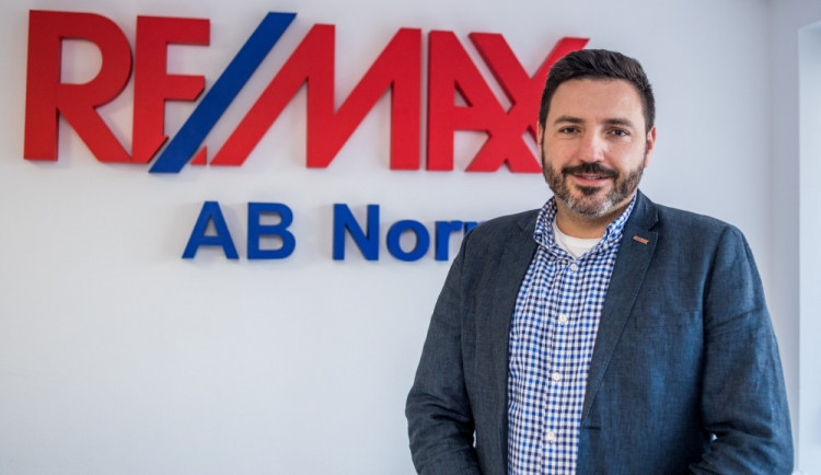 V jižních Čechách jsou lidé přátelštější, říká majitel realitní kanceláře RE/MAX AB Normal Miroslav Hodina