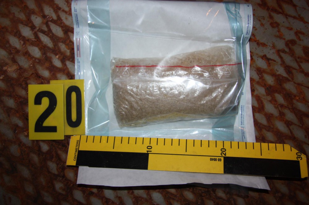 Liberečtí kriminalisté zadrželi skupinu překupníků drog. Gang dovážel do Švýcarska