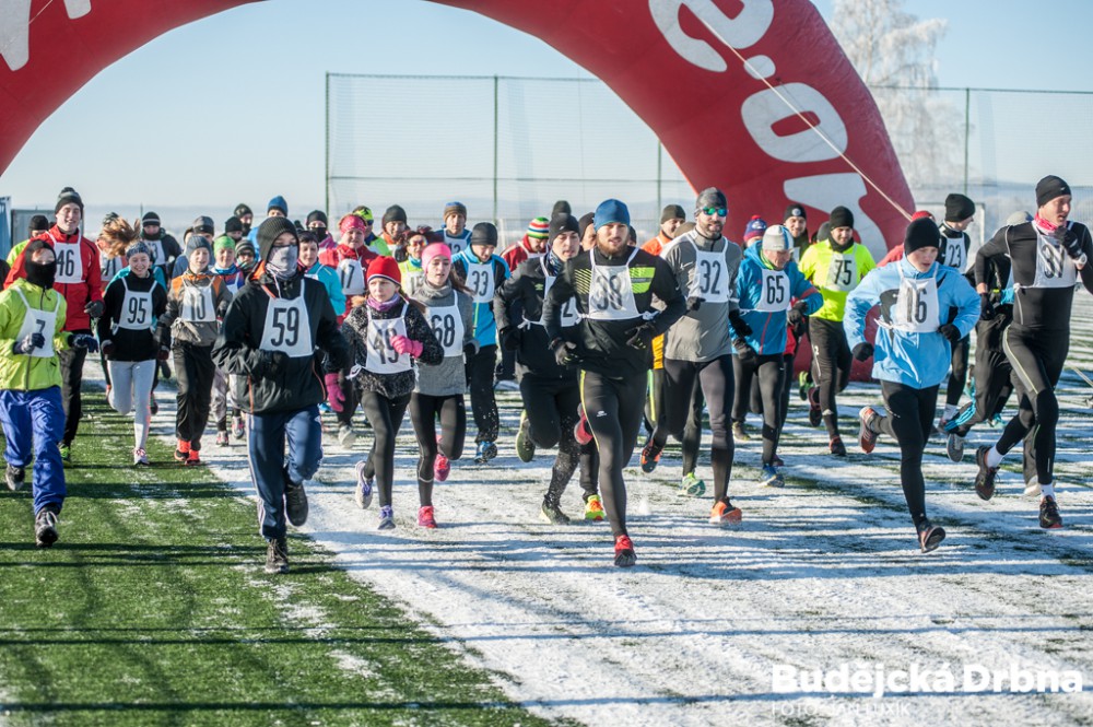 Start hlavní kategorie E.ON Silvestrovského běhu 2016