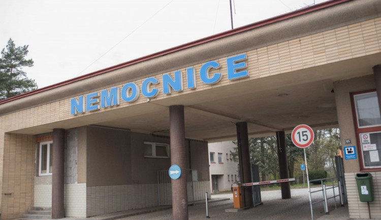 Dačická nemocnice odvolala zákaz návštěv
