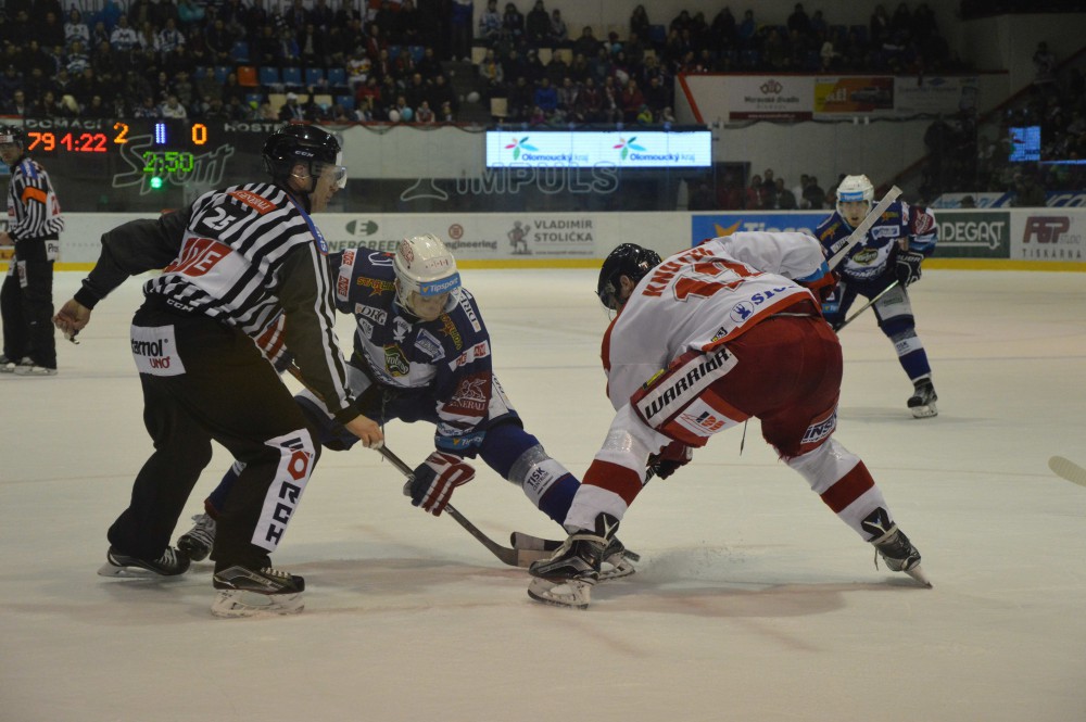 Mora dlouho bojovala o postup do předkola play-off. Vítězství v nájezdech ale bylo málo