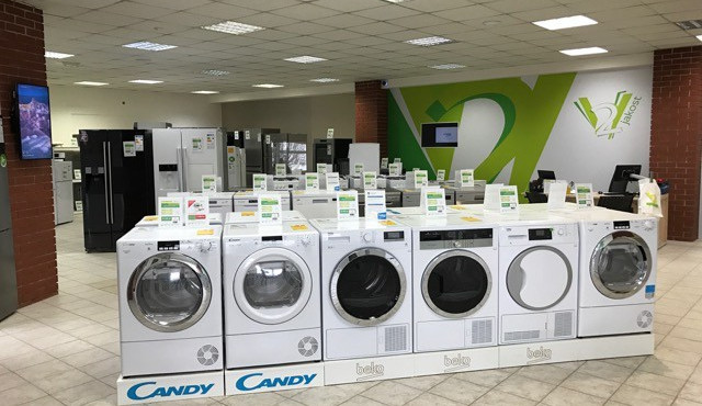 Elektrospotřebiče s cenou ohlodanou až na kost nabízí prodejna 2. jakost i v dubnu