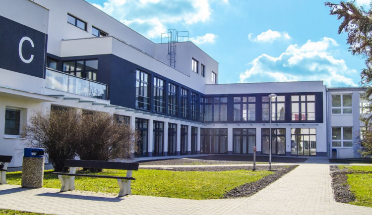 Nové laboratoře VŠTE patří mezi prestižní stavby