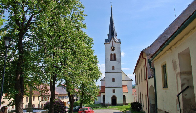 Hořicím na Šumavě byl navrácen historický titul městys