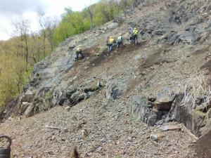 Skalnatý masiv u Strnad