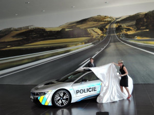 Předání vozu BMW i8 Policii České republiky