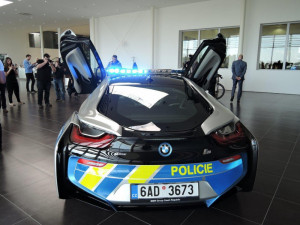 Předání vozu BMW i8 Policii České republiky
