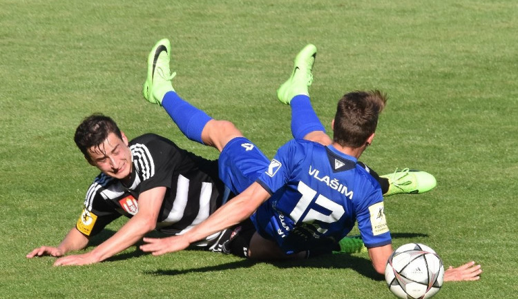 FOTO: Předposlední domácí vystoupení Dynama skončilo výpraskem od Vlašimi