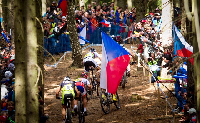 Čechům se v Novém Městě nedařilo. Elitní kategorie ovládli Švýcar Schurter a Dánka Langvadová