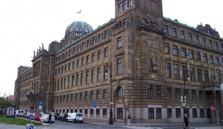 Ministerstvo průmyslu a obchodu.