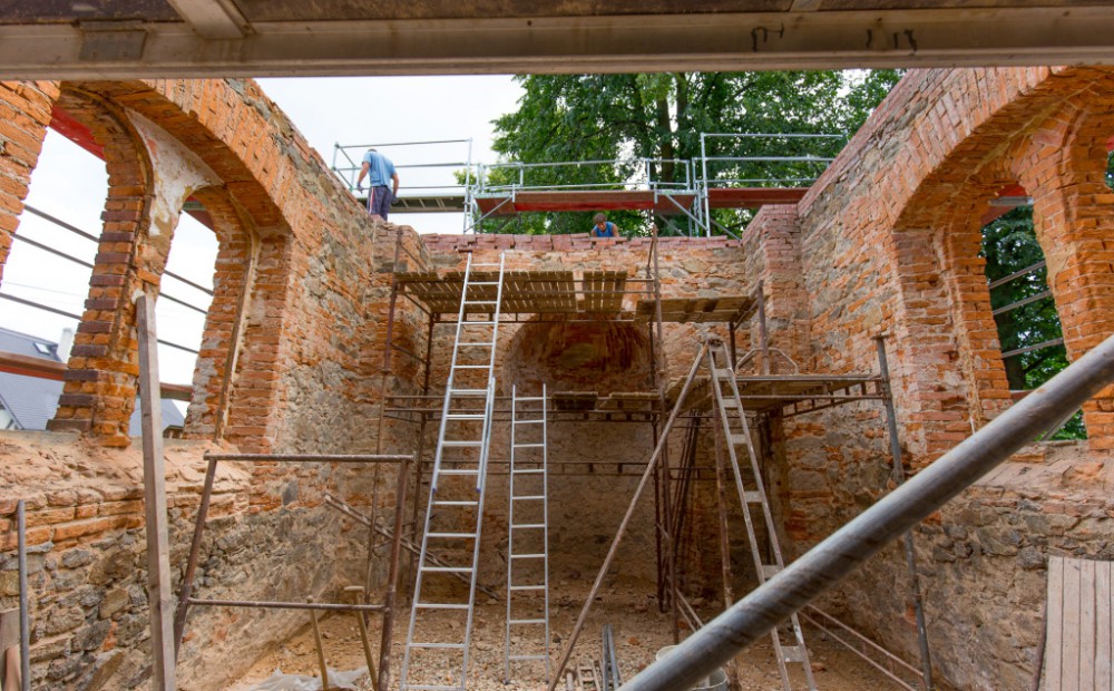 Kaplička na Uhelné prochází obnovou.