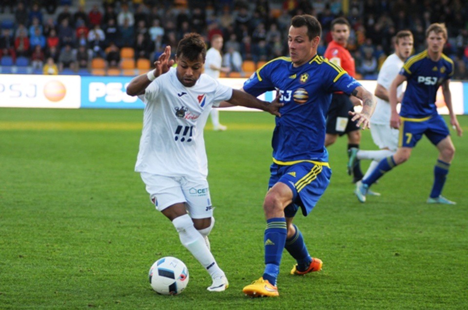  Fotbalisté nastoupí v neděli hodin proti Ostravě. Projekt Víkend otců nabídne zajímavý program