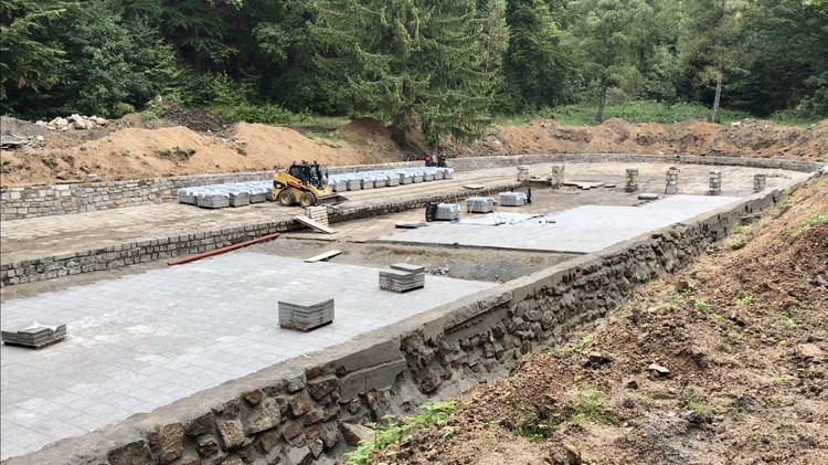 Liberec dokončuje první etapu obnovy Lesního koupaliště, hotovo má být do měsíce.