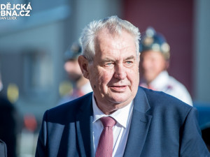 Glosa: Prezident Zeman není Chamurappi