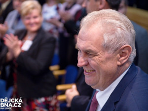 Letošní volby do Sněmovny nejsou podle Miloše Zemana zásadní ani zlomové