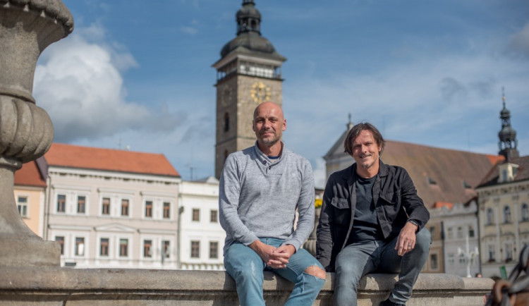 Jediní dva členové, kteří v kapele zůstávají: Michal Malátný a František Táborský