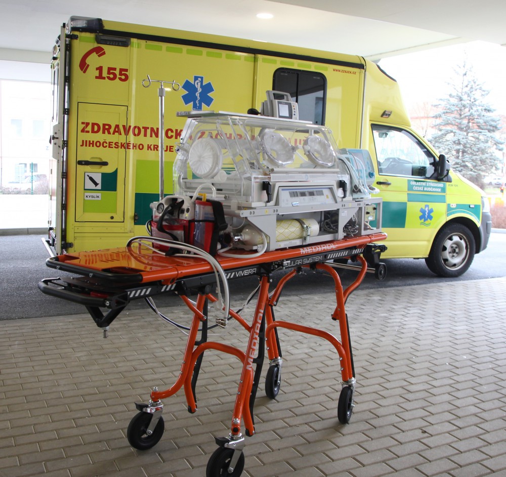 Transportní inkubátor