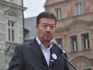 SPD bude hlasovat proti Babišově vládě, ze sálu neodejde
