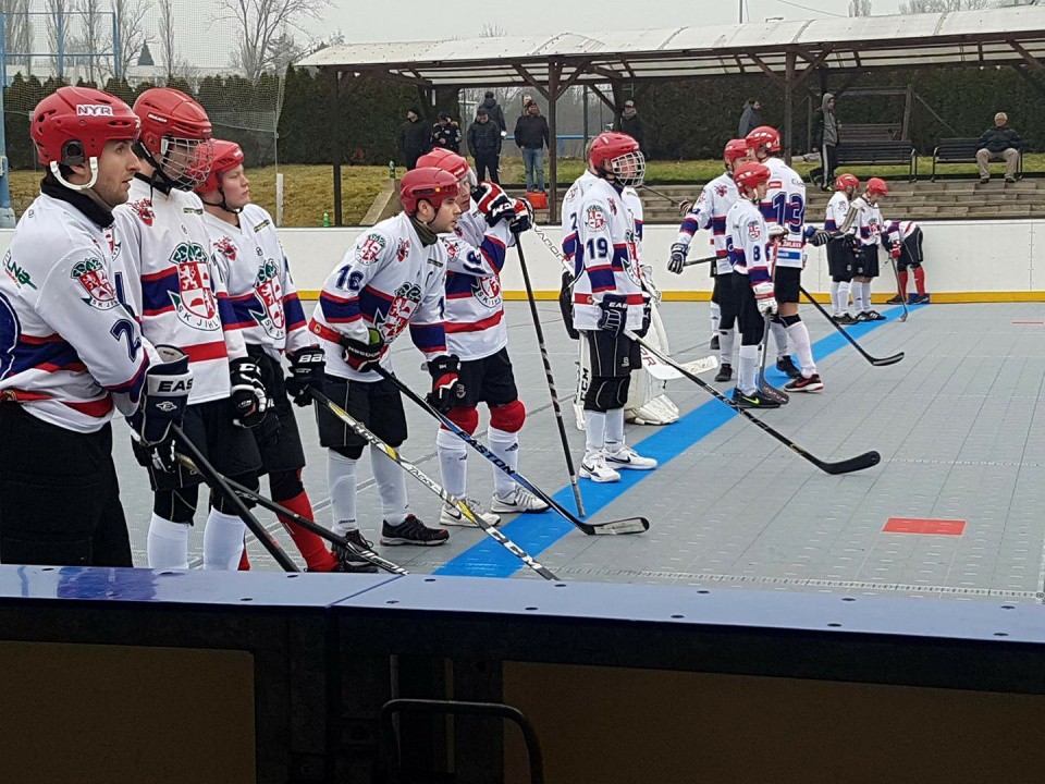 Jihlavští hokejbalisté na mezinárodním turnaji srdnatě bojovali, skončili těsně pod stupni vítězů