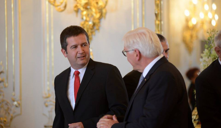 Jan Hamáček.