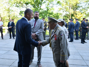Politici a další lidé oslavili na Vítkově výročí konce války.