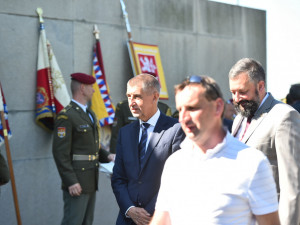 Politici a další lidé oslavili na Vítkově výročí konce války.