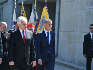 Politici a další lidé oslavili na Vítkově výročí konce války.