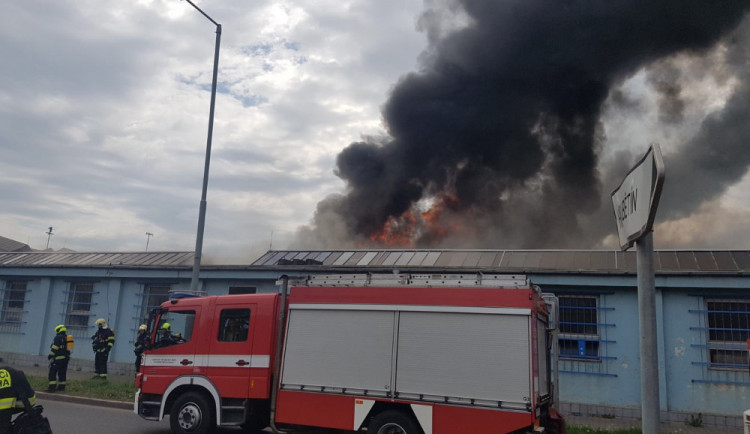 Požár v Hostivaři.