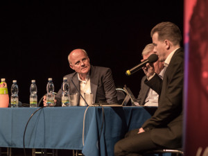 (Ne)souboj generací.