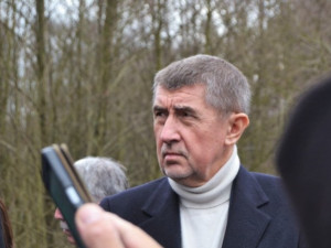 Babiš s ministry navštíví na Vysočině zemědělce či letiště