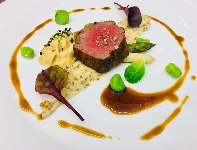 Do Budějc míří největší gurmánský festival dobrého jídla a pití. Bude plný kuchařských es.