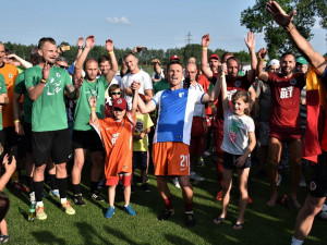 U povedeného loučení Davida Lafaty byly i obě jeho děti.