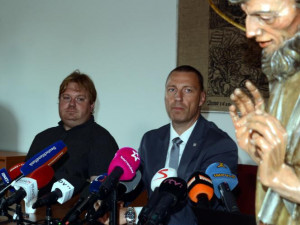 Orloj na Staroměstské radnici skrýval tajemství. Před světem jej tajil jeden z apoštolů.