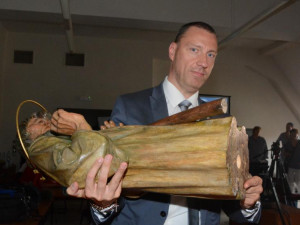 Orloj na Staroměstské radnici skrýval tajemství. Před světem jej tajil jeden z apoštolů.