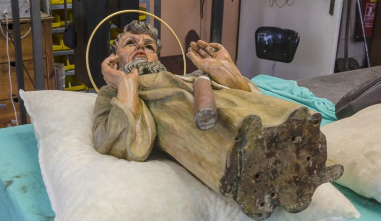 Orloj na Staroměstské radnici skrýval tajemství. Před světem jej tajil jeden z apoštolů.