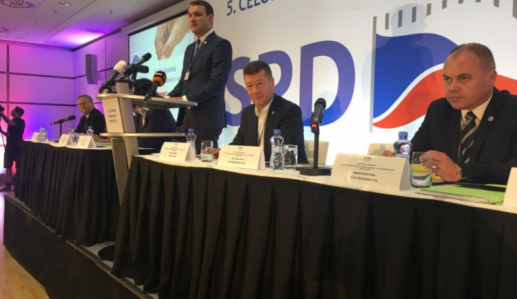 Okamura je opět šéfem SPD, mandát má na tři roky.