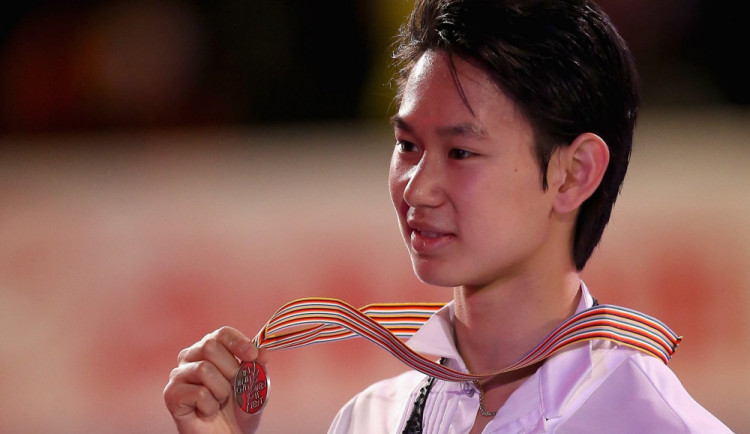 Kazašský krasobruslař Ten zemřel po přepadení na ulici. Pobodala ho dvojice mužů.