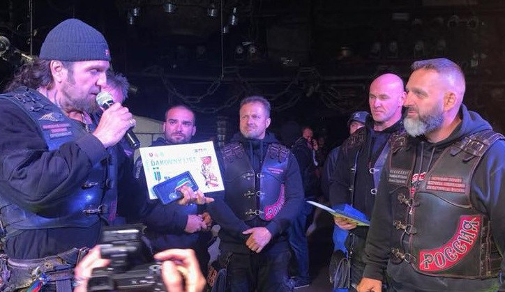 Šéf Nočních vlků Alexander Zaldostanov (vlevo) a vedoucí jejich evropské pobočky Jozef Hambálek.