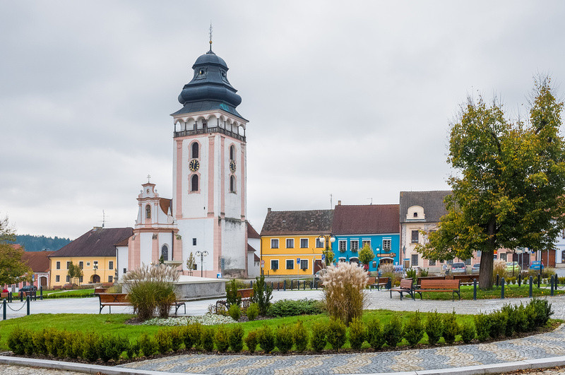 Jihočeská centrála cestovního ruchu ve spolupráci s Jihočeským krajem a nadací ČEZ připravili pro letošní rok další rozšíření sítě půjčoven elektrokol.