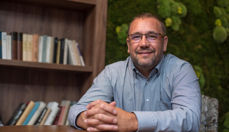 Nejsou Budějce a vedle okolní obce. Město je třeba vnímat jako jednu aglomeraci, říká Martin Pražák
