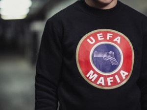 Pokřik "UEFA mafia" vyšel Slavii na 1,7 milionu korun