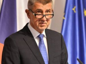 KOMENTÁŘ: Když Babiš mluví o Evropě: migranty ani euro nechceme, umíme to lépe