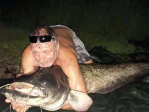 Zkušený rybář Miroslav Tyl chytil na Lipně životní úlovek.