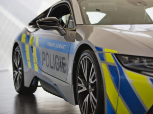 Policie zkouší v Plzeňském kraji superrychlé BMW, je spokojená
